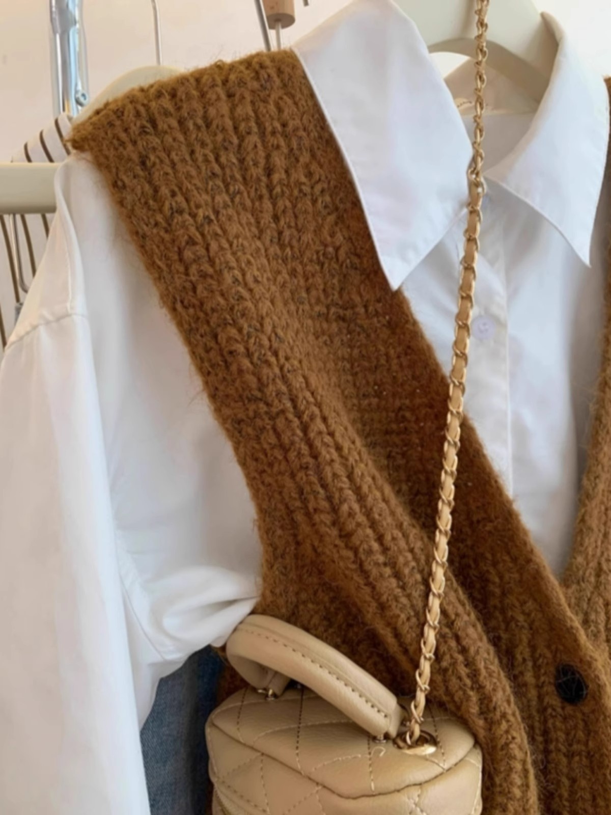 Conjunto de Dos Piezas de Esti - Shoulder Pad Set In reseña y precio