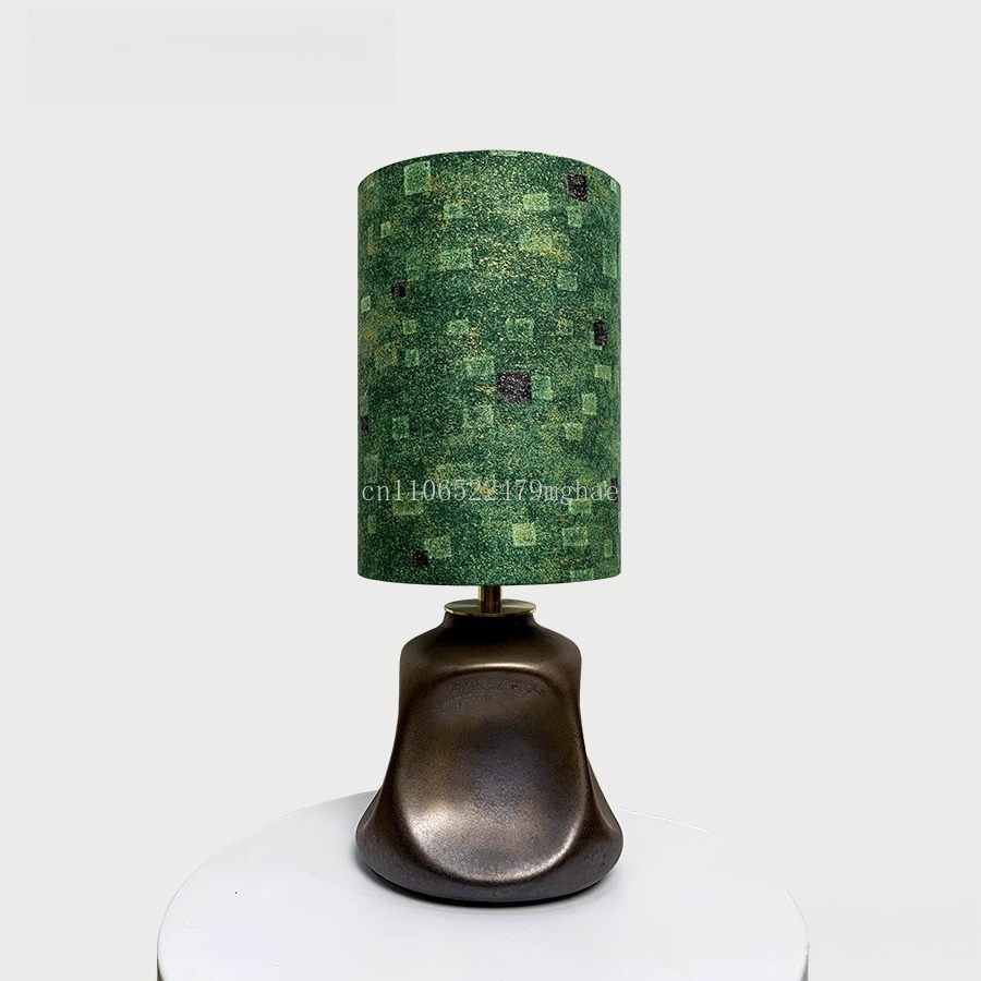 Lámpara de mesa de tela dorada - Century Textile & Sewing Supply Hours reseña y precio